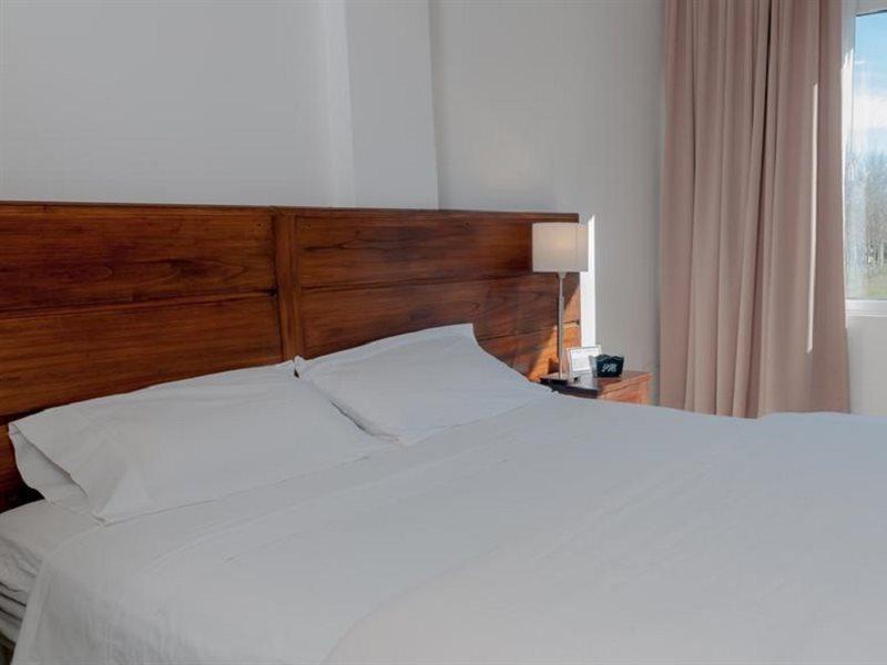 Pro Hotel Пилар Экстерьер фото