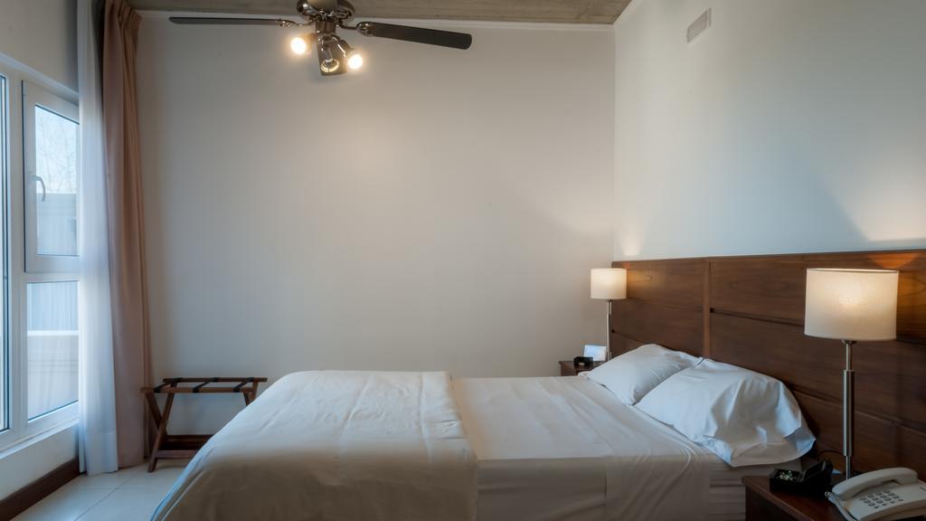 Pro Hotel Пилар Экстерьер фото